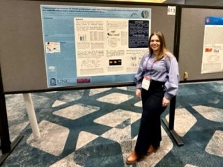 Lab Member, Dr. Lauren McKibben, presents her research at a national conference.