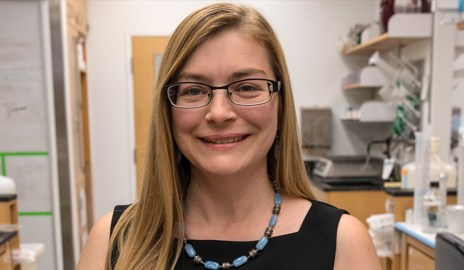 Carolyn Clabo 2017 with Sancar lab in background