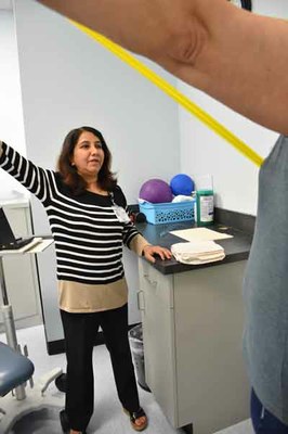Jo Gupta, PT, PhD, works with a patient at University Physical Therapy's Hillsborough, North Carolina, location. 