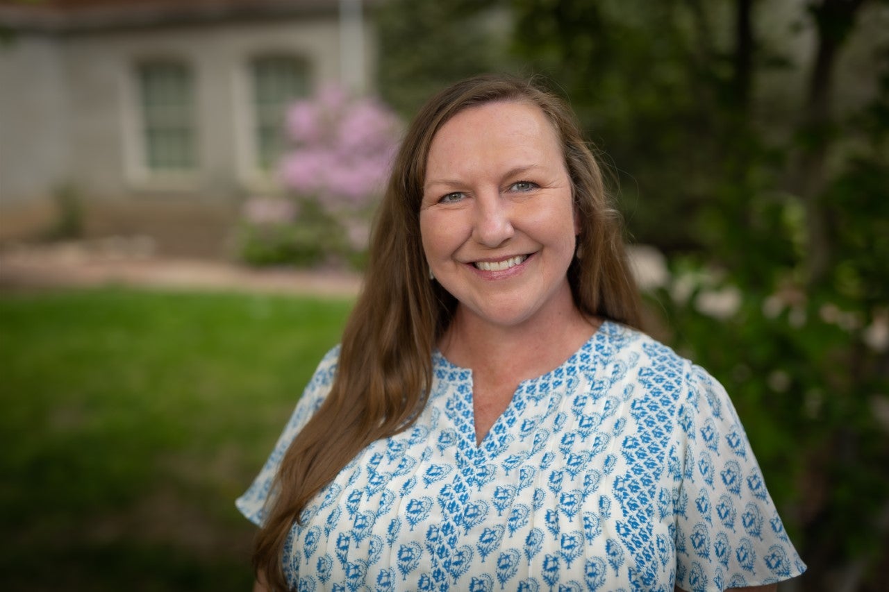 Headshot of Sandy Williams