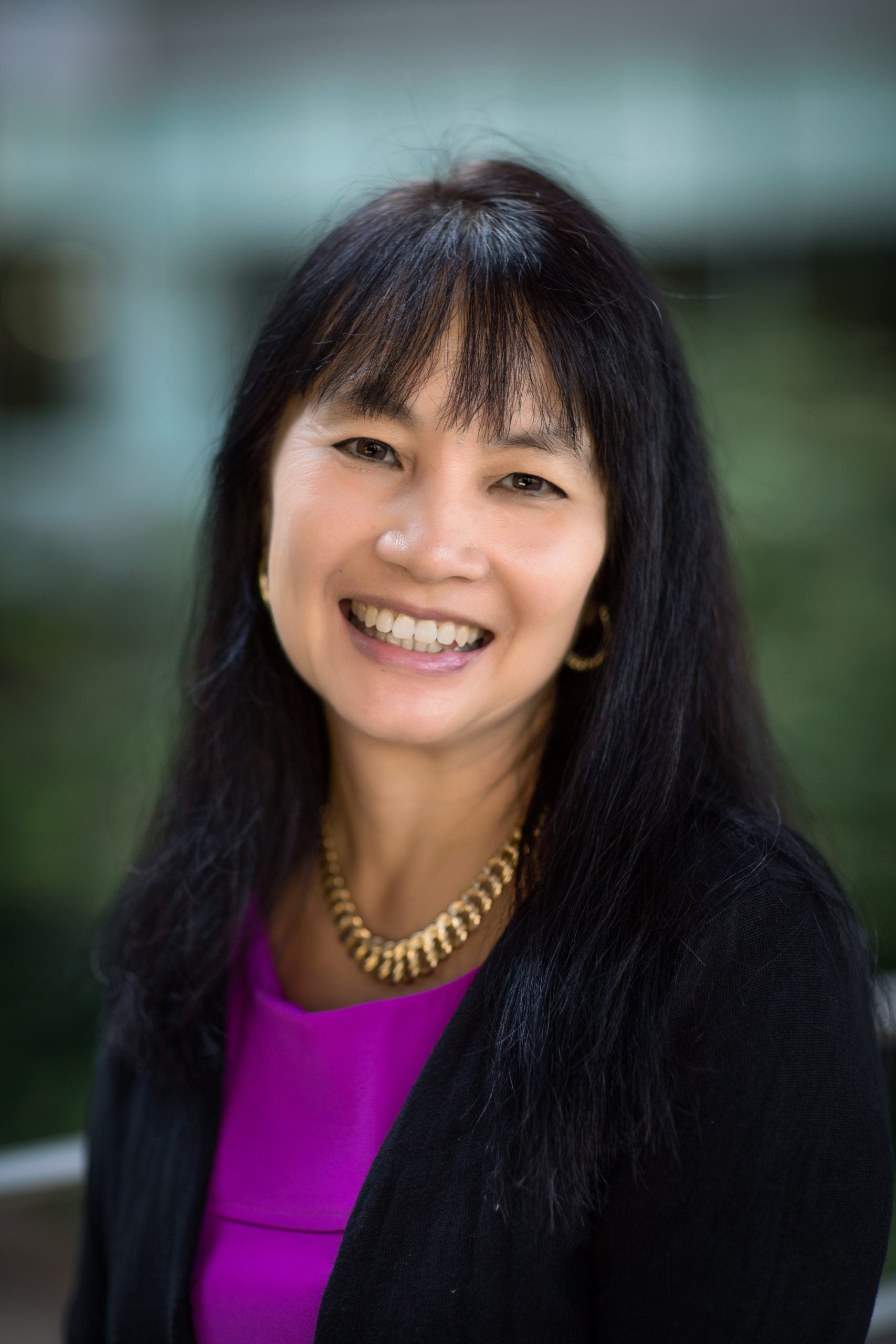 Dr. Linda Van Le portrait