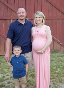 Braddy Family Photo Pregnancy